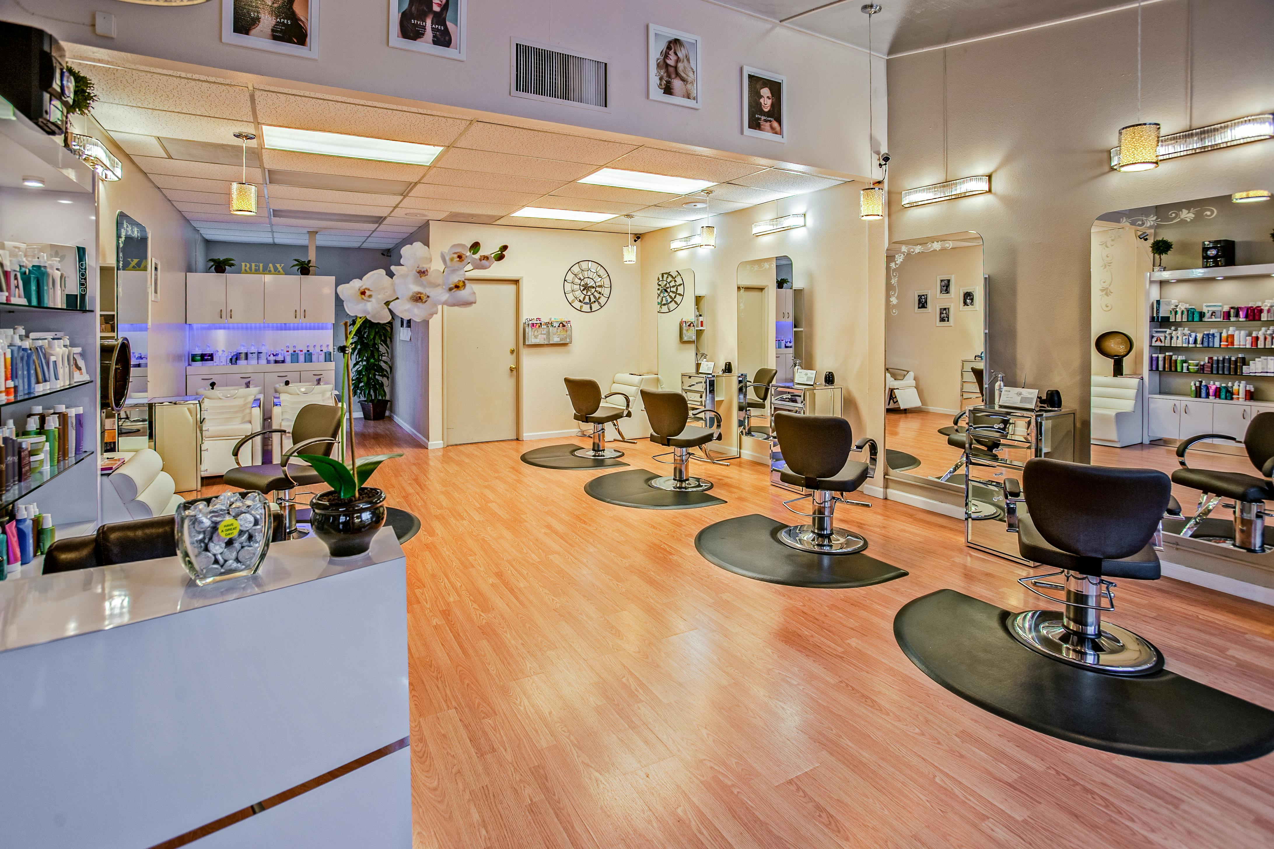 Salon Image 1